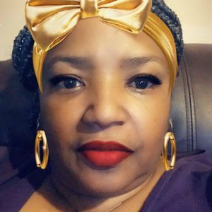 Meet your Posher, Sheila